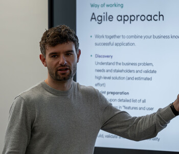 De veelzijdige rol van Solutions Architect – het verhaal van Daryl Oeben bij 2at